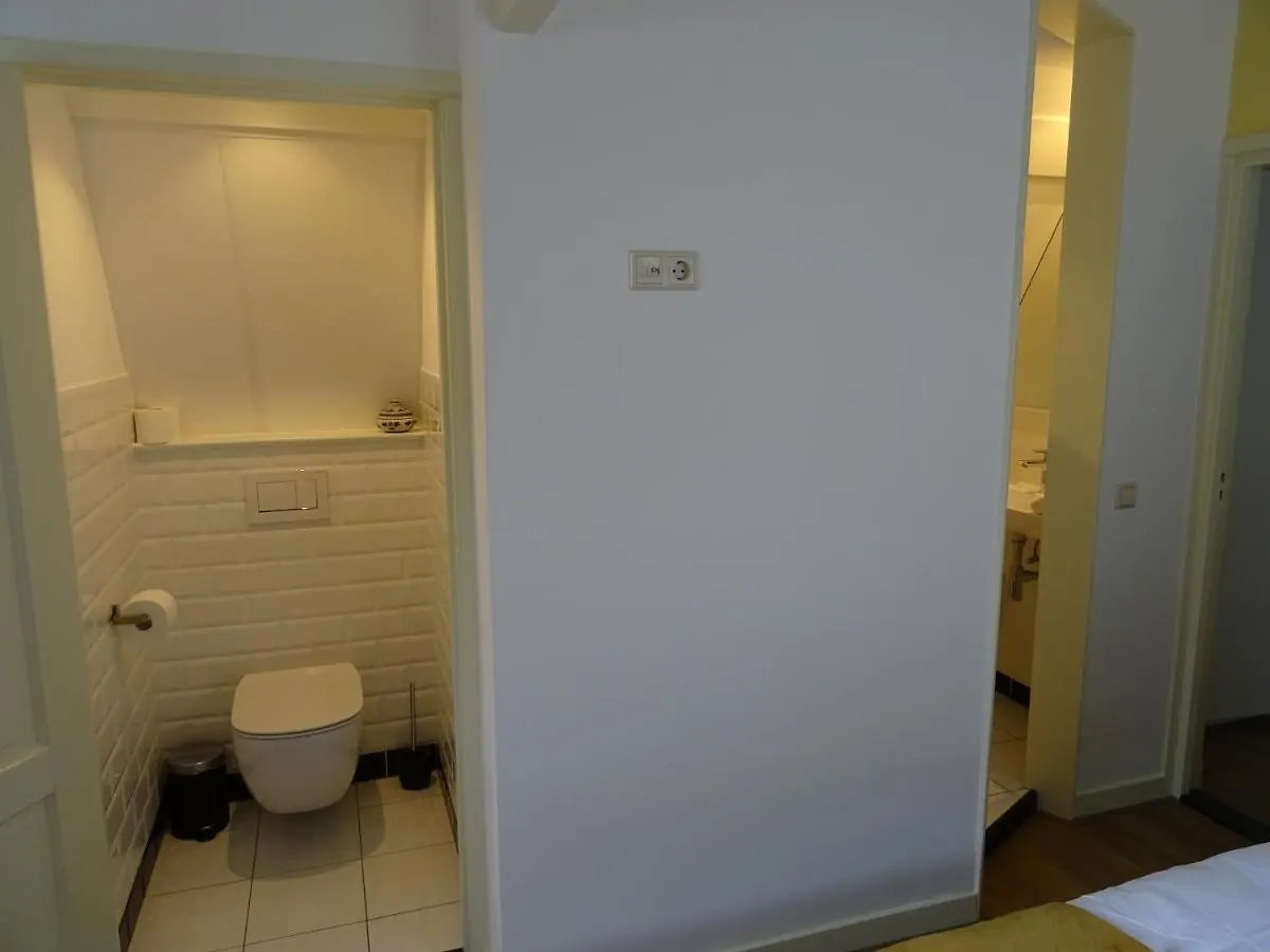Emma'S B&B The Hague Bed & Breakfast