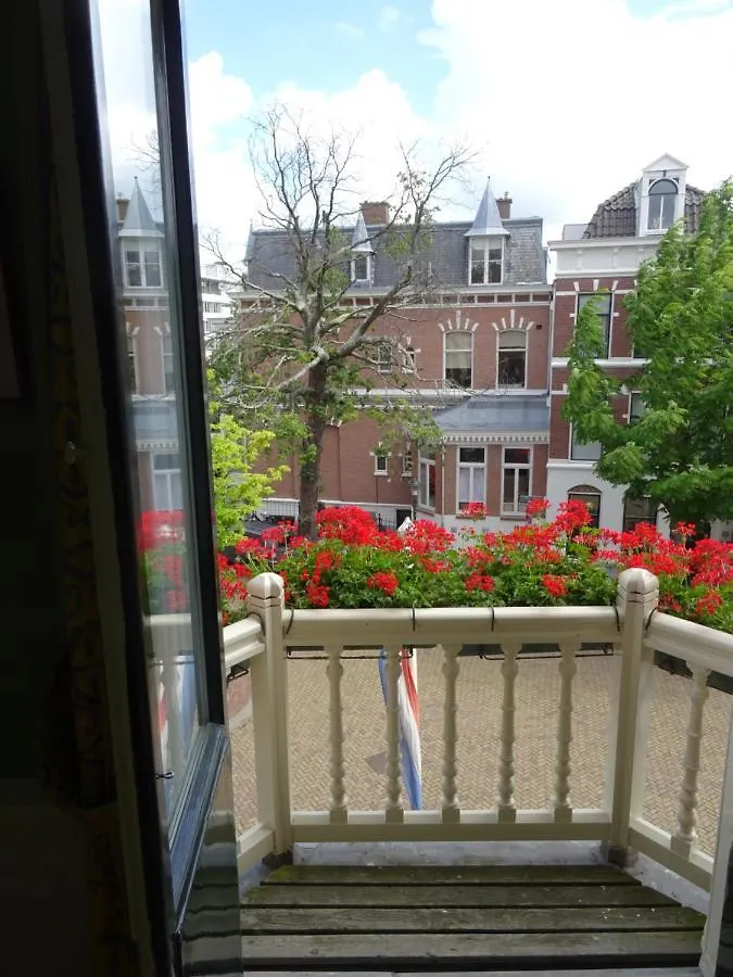 Emma'S B&B Haag Holland