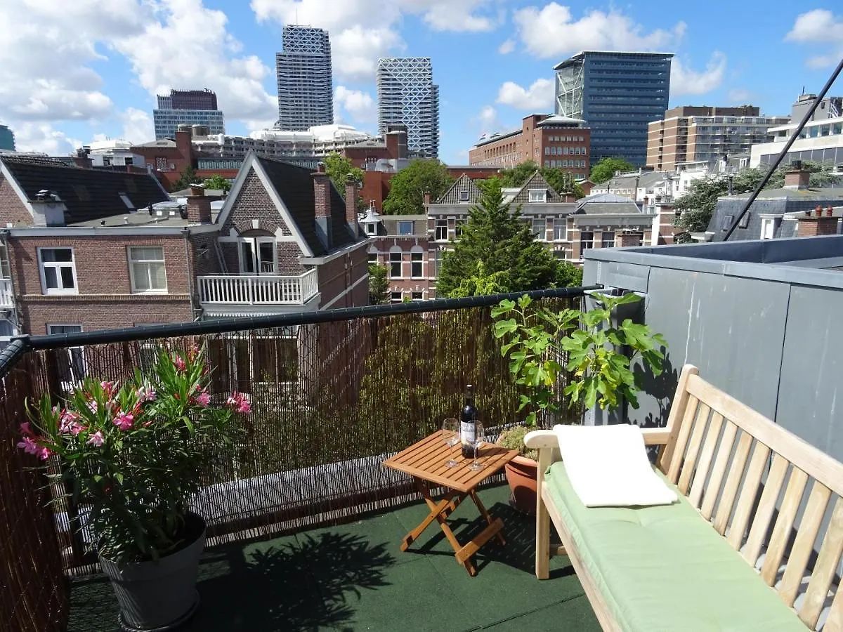 Emma'S B&B Haag 3*,  Holland