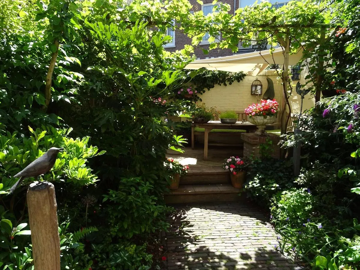 Emma'S B&B Haag Bed & Breakfast